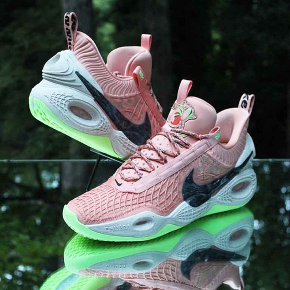 Nike Cosmic Unity Apricot Agate - Picture 2 of 16